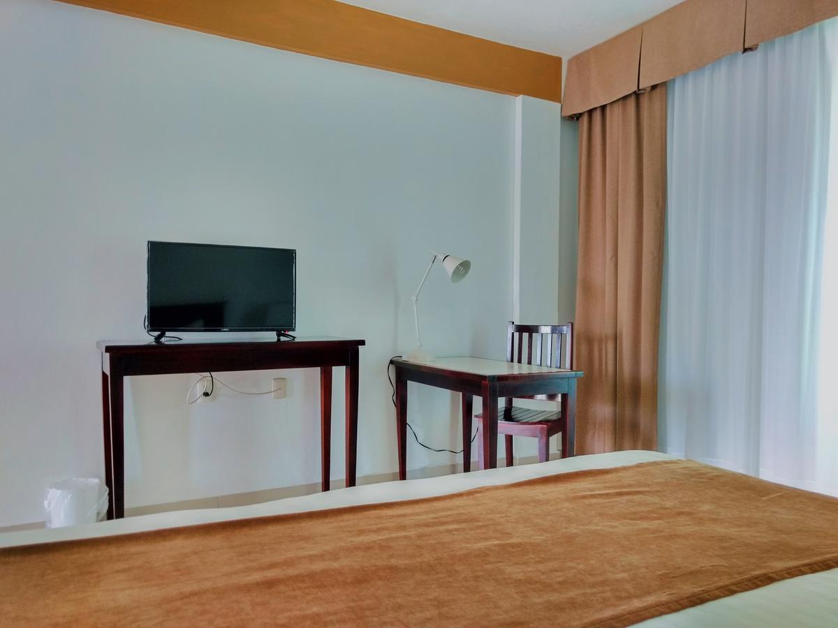 Hotel Real Primaveras Escárcega Buitenkant foto